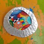 Broche multicolore en argile polymère Liz Créations – bijoux femme – Marie Pipelette, boutique de créateurs à Brignais
